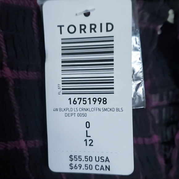 NEW Torrid Crinkle Chiffon Smocked Neck Blouse - Picture 9 of 9